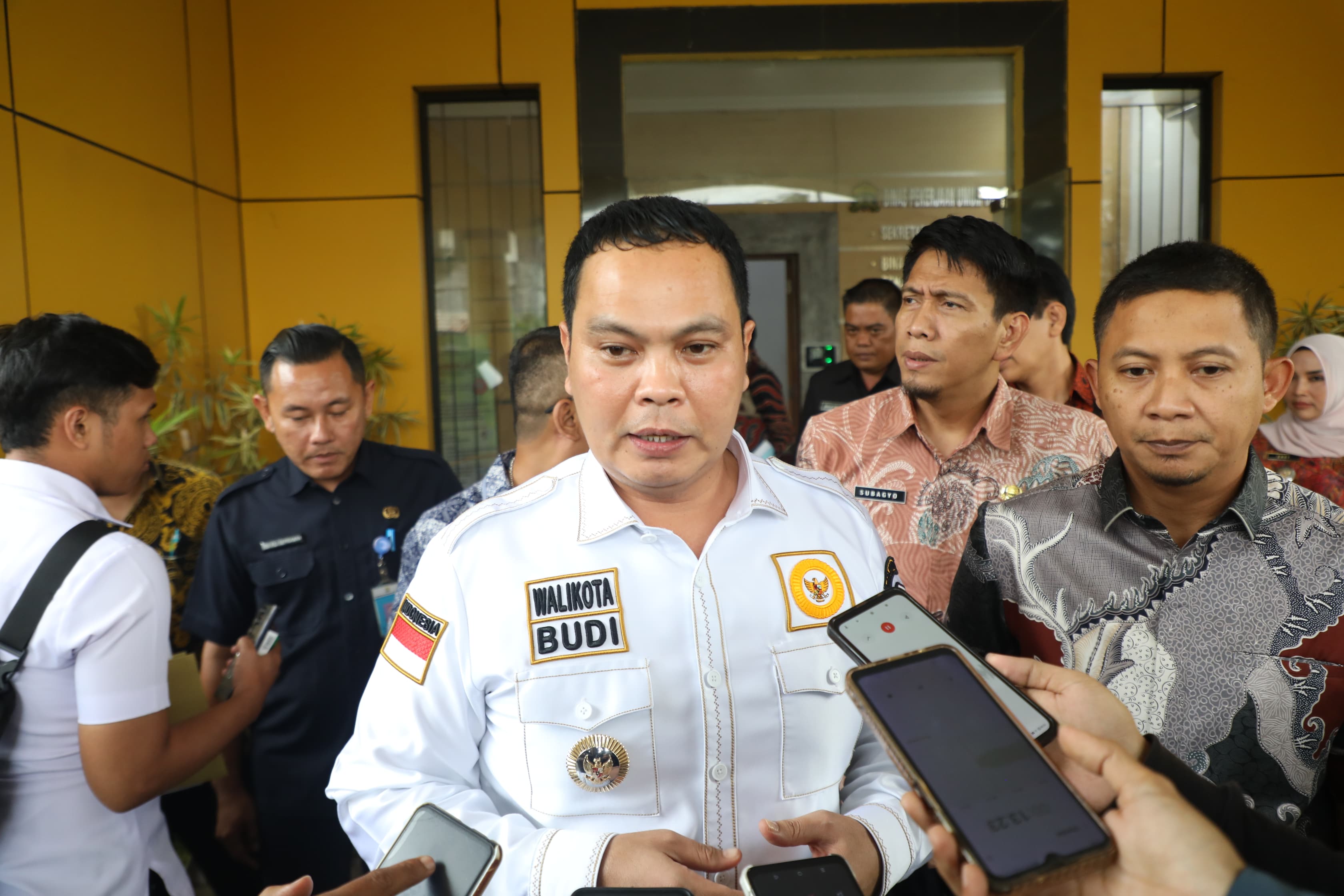 PERINTAH TEGAS DARI PUSAT DAN PROVINSI: WALI KOTA SERANG FOKUS NORMALISASI SUNGAI DAN PENANGANAN BANJIR UNTUK MASA DEPAN KOTA