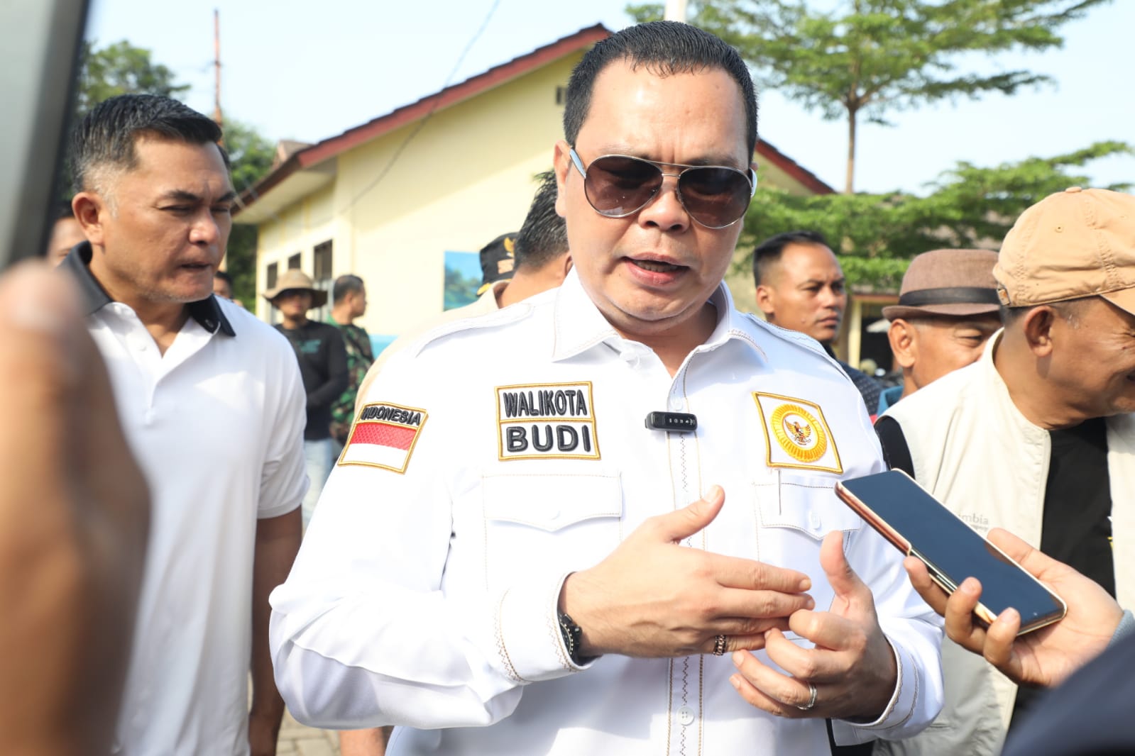WALI KOTA SERANG TINJAU SEMPADAN KALI — CEGAH BANJIR, RAWAT LINGKUNGAN!