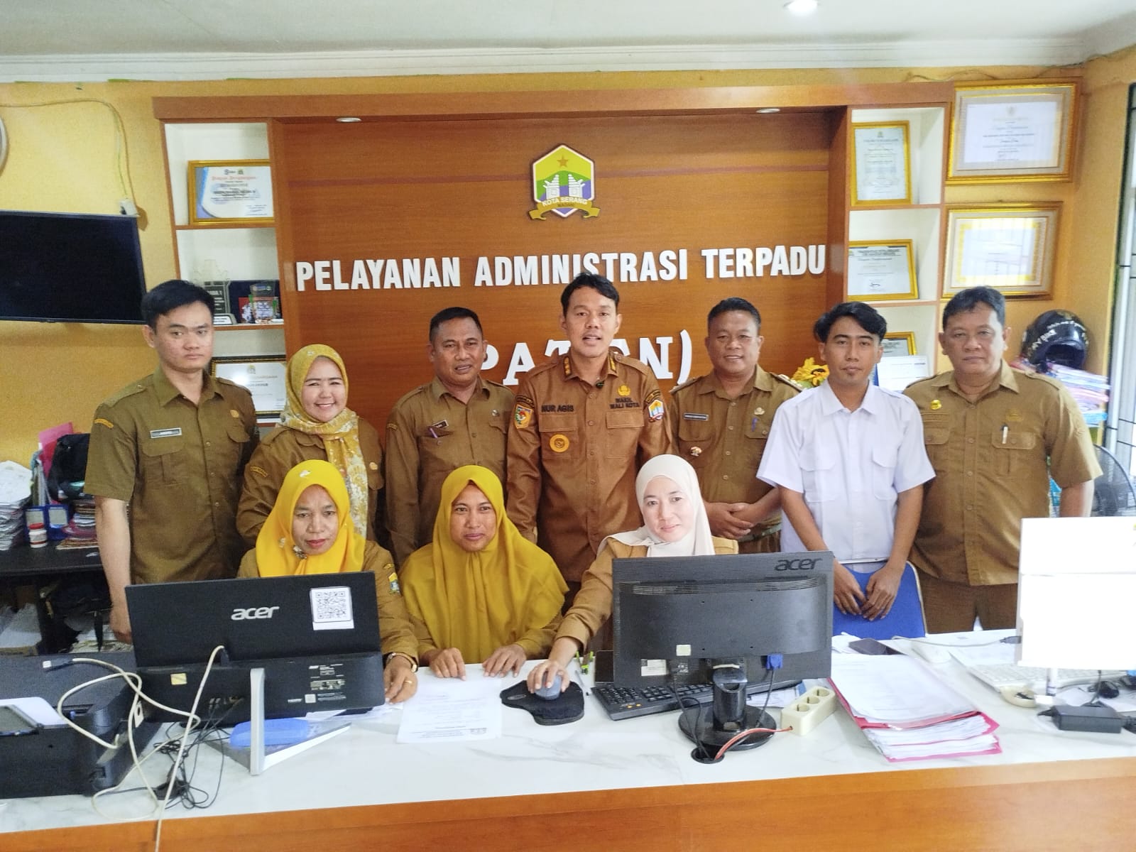 Dibawah Kepemimpinan Budi–Agis, Pelayanan Masyarakat Harus Ramah dan Cepat