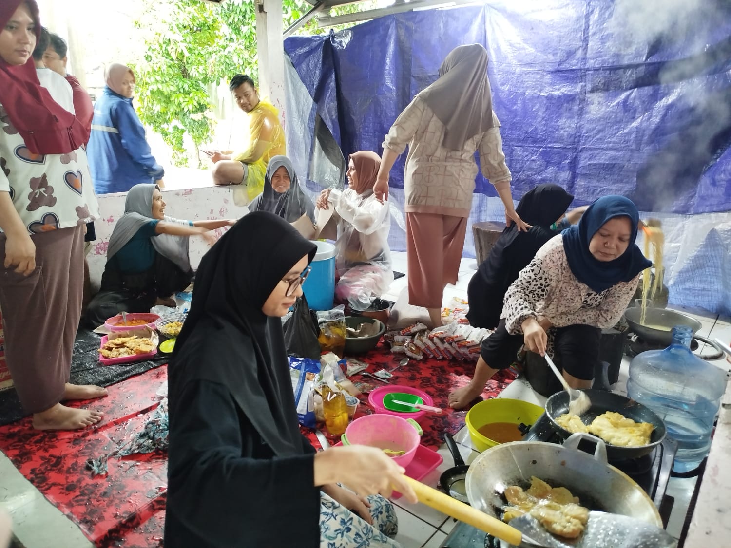 Banjir Kembali Melanda Kota Serang, Dinsos Bangun Dapur Umum