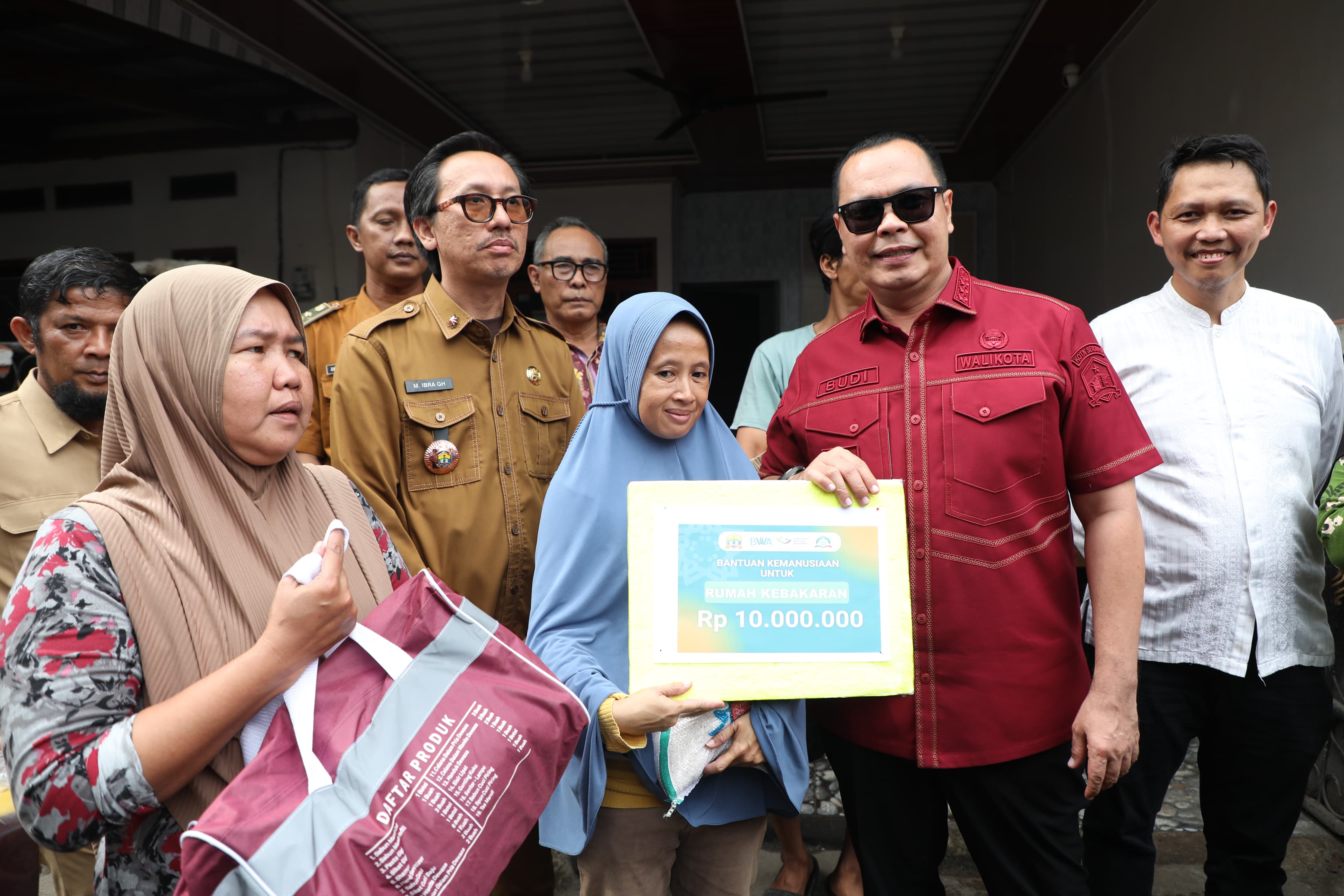 4 Keluarga Korban Kebakaran Dapat Bantuan Rp10 Juta dari Wali Kota Serang