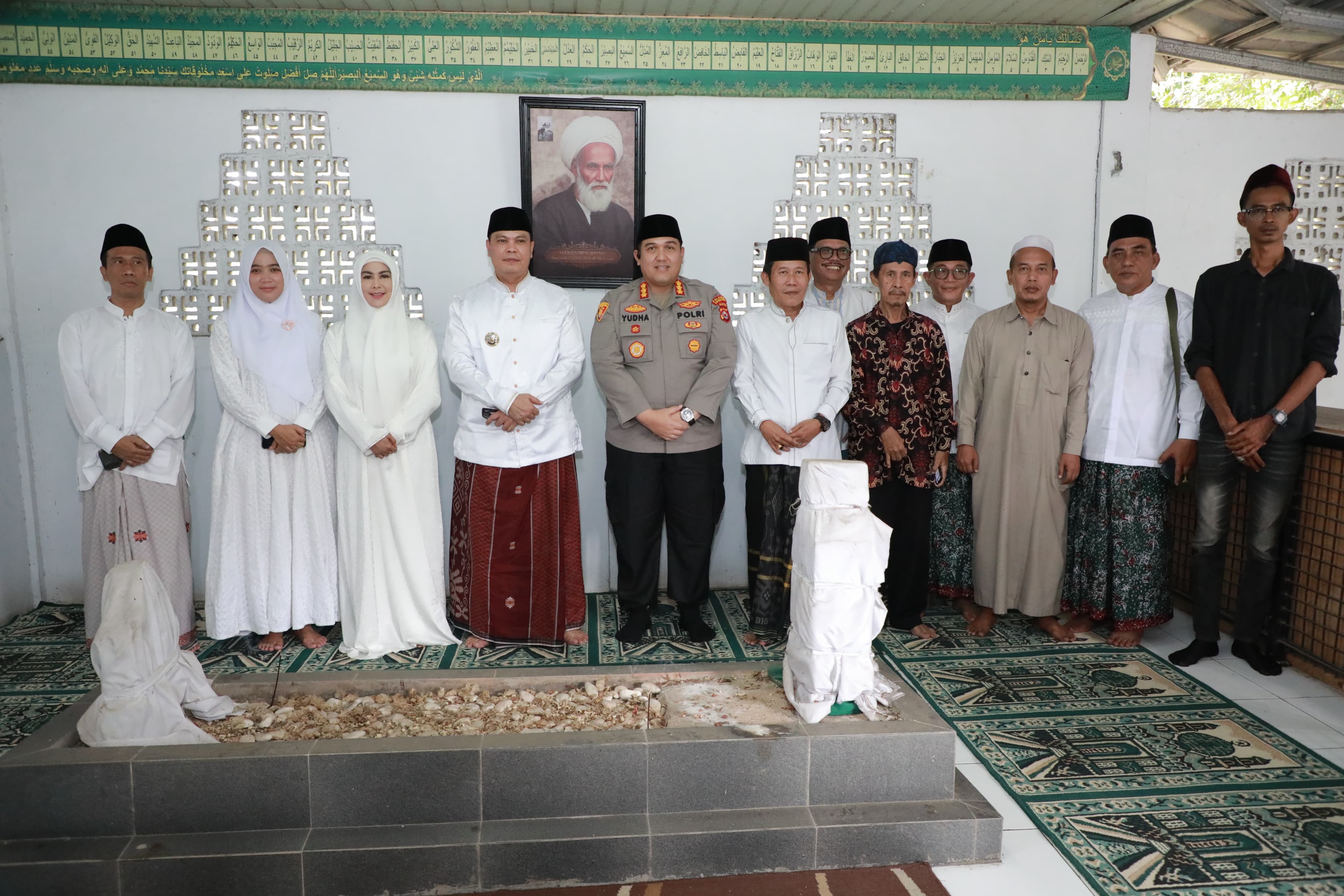 Peringati Hari Santri Nasional 2026, Wali Kota Serang bersama Forkopimda Ziarah ke Makam Syekh Sahal